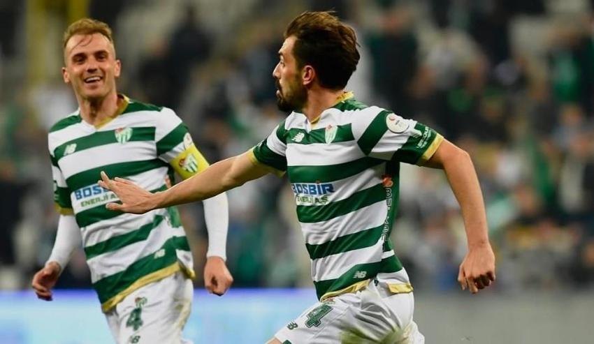 Bursaspor’a kötü haber geldi! Yıldız isim sakatlandı