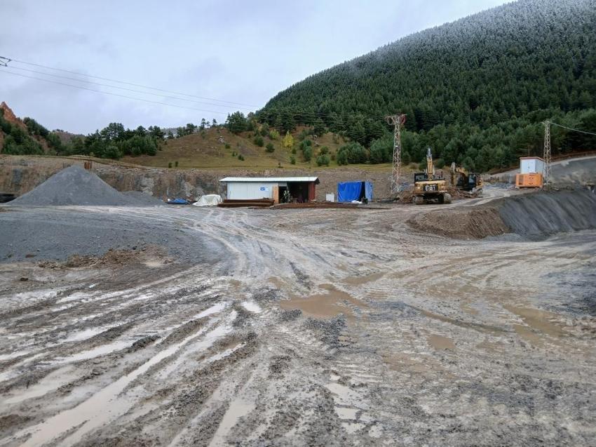 Ardahan Posof arası kısalıyor: Dağ tünelinde çalışmalar iki noktada devam ediyor