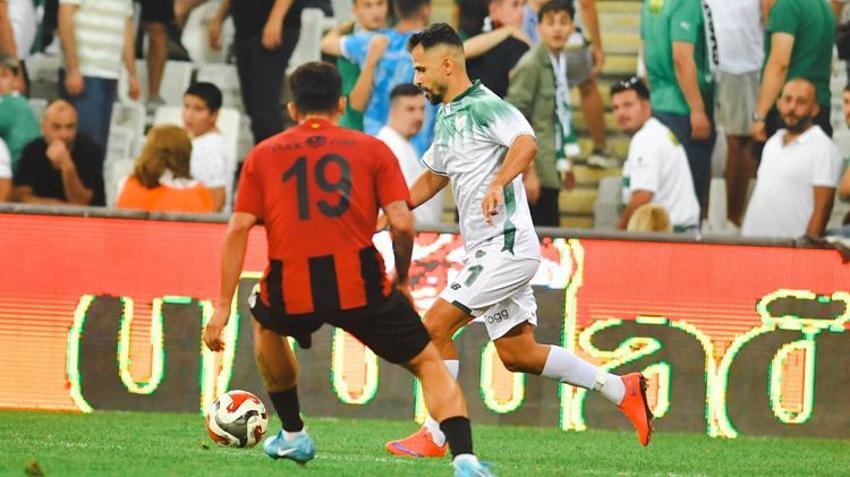 Bursaspor'da Sertaç Çam fırtınası! Şimdiden zirveye adını yazdırdı