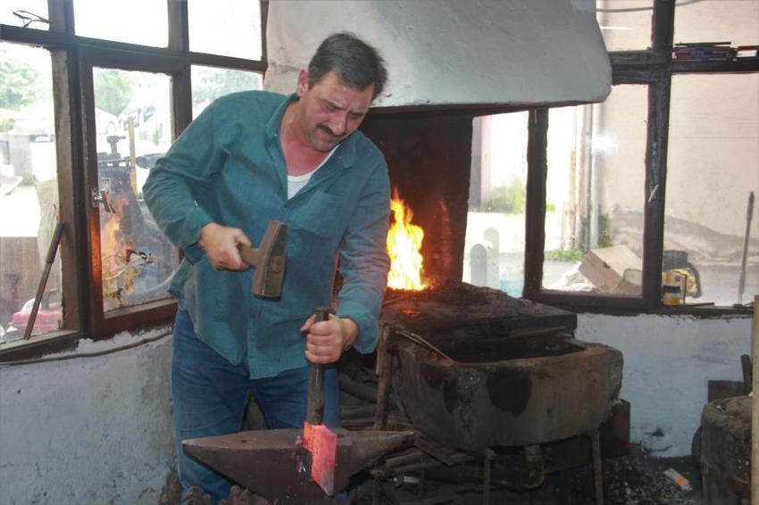 Babasından öğrendi! Ordulu son usta işlere yetişemiyor! Her şehirden talep yağıyor