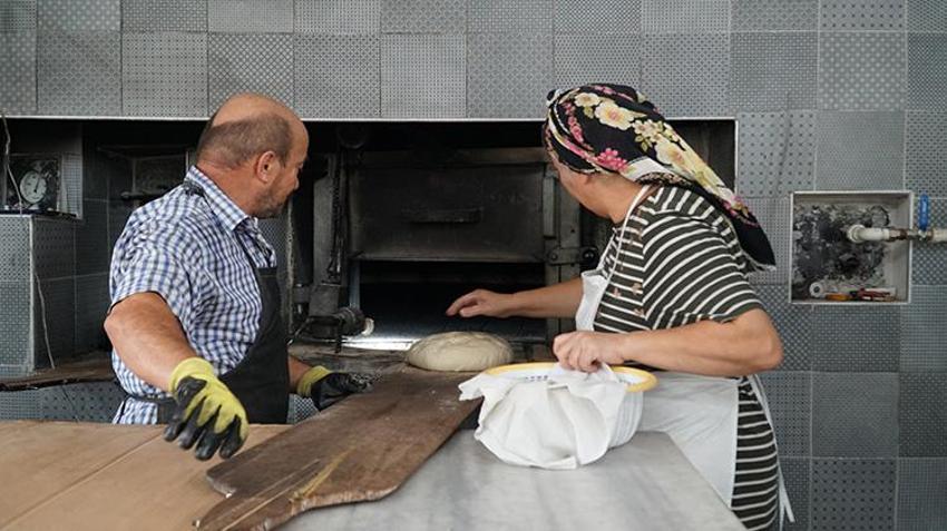 Çorumlu kadın girişimci evinin alt katını üretim merkezine çevirdi! Adrese teslim çalışıyor, paraya para demiyor