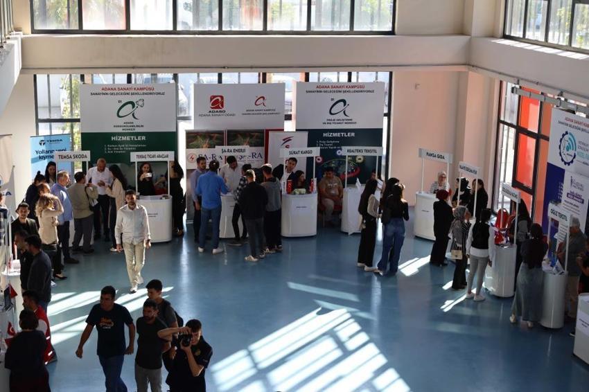 Adana'da iş arayanların fırsat ayağına geldi: Yüzlerce firma yüz yüze görüşme gerçekleştirecek