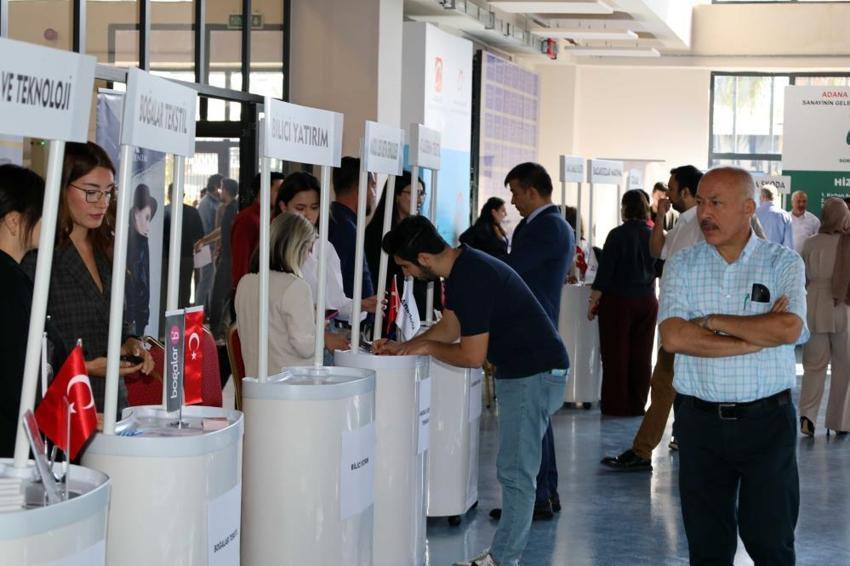 Adana'da iş arayanların fırsat ayağına geldi: Yüzlerce firma yüz yüze görüşme gerçekleştirecek