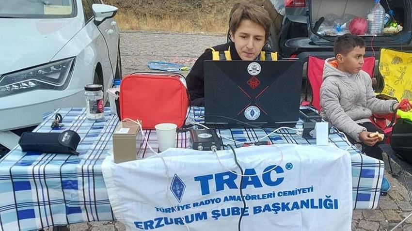 Tarihi tabyalardan dünyaya seslendiler! Erzurum'da amatör telsizciler 30 ülkeyle bağlantı kurup şehri tanıttı!