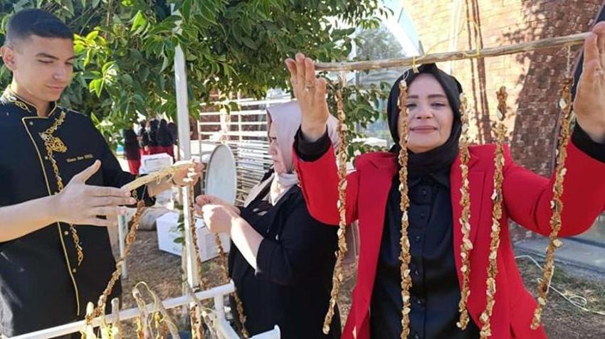 Kahramanmaraş'ta 'Kadın emeği' vurgulu Geleneksel Bağ Bozumu Festivali başladı!
