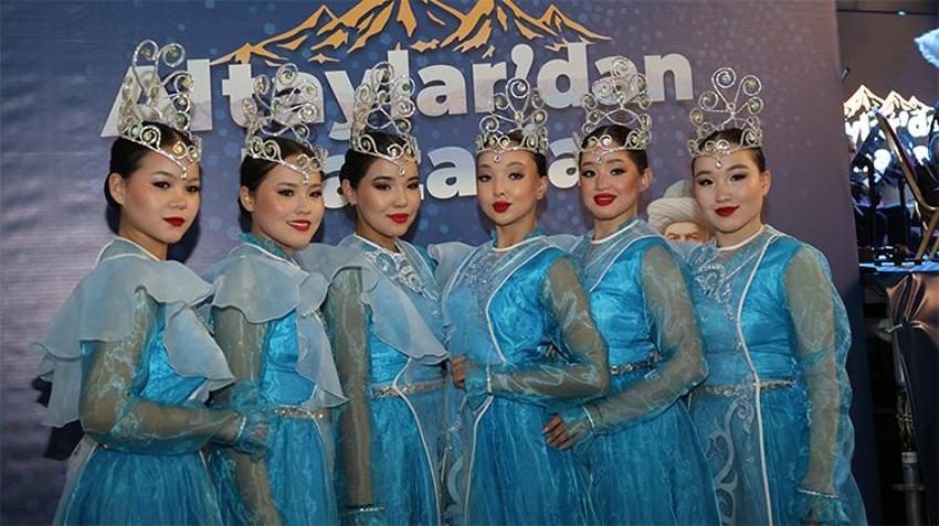 Kültür ve sanatın kalbi Elazığ’da attı! Final izleyenleri büyüledi