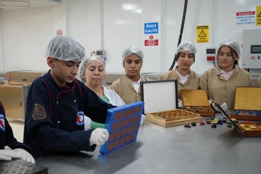 Okul değil fabrika! Gaziantep'te 1 yılda 3 milyon TL ciro yaptı