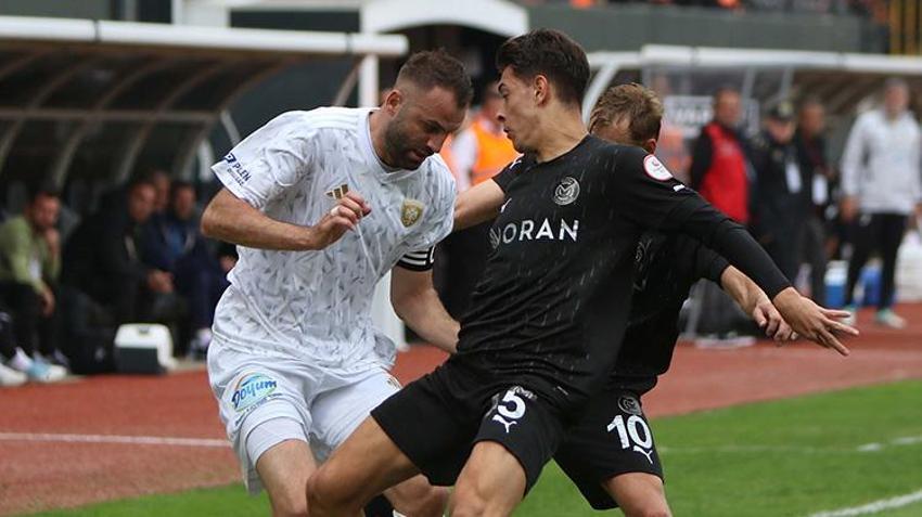 Manisa FK Teknik Direktörü Taşkın: İstekli oyundan çok memnunum