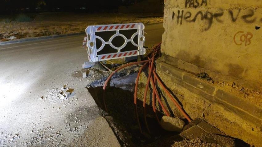 Van esnafı ağlıyor! VEDAŞ başlattı bitiremedi: Türkiye'nin en uzun caddesinde onlarca çukur var