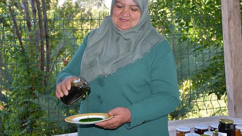 Bilecikli kadın kaynatıp içtiği nane suyundan ilham alarak girişimci oldu! İstanbul, Bursa, Eskişehir ve Sakarya'dan özel müşterileri var