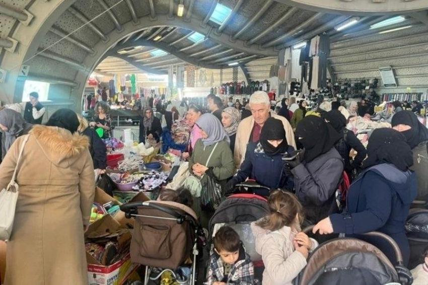 Her Salı Bursa'da indirim var: Herkes oraya akın ediyor