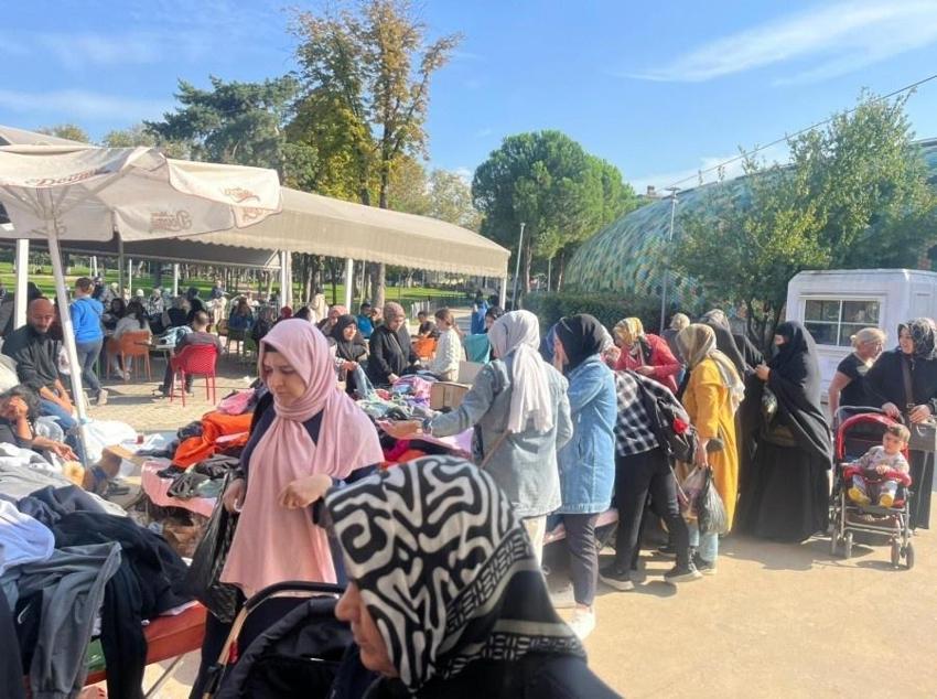 Her Salı Bursa'da indirim var: Herkes oraya akın ediyor