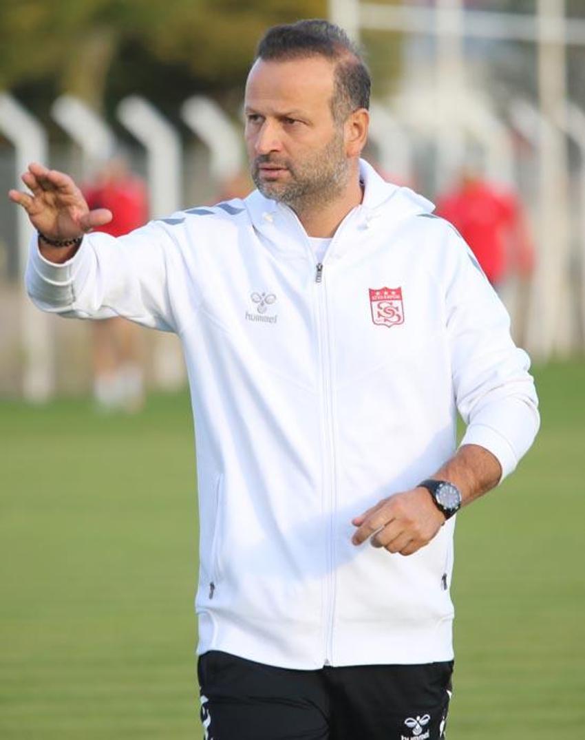 Sivasspor Teknik Direktörü Osman Zeki Korkmaz'dan istifa sorusuna yanıt: Gündemimde yok