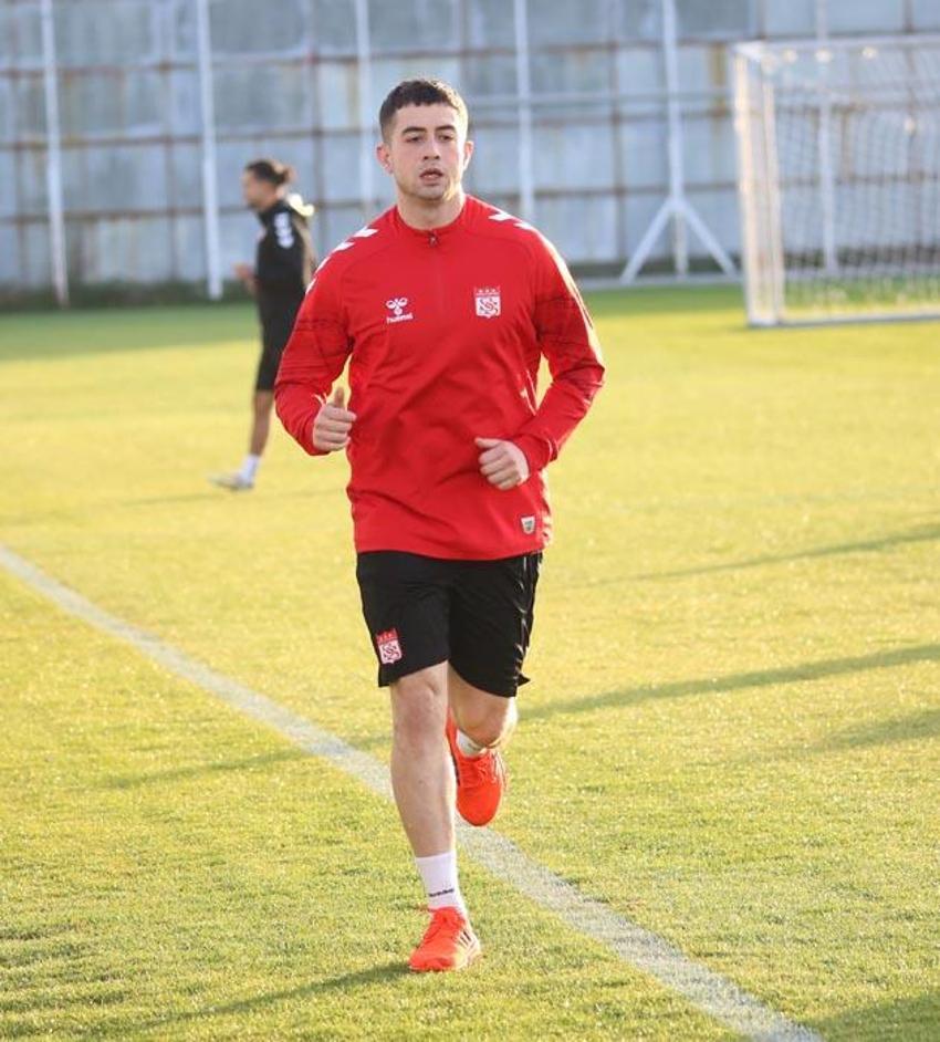 Sivasspor Teknik Direktörü Osman Zeki Korkmaz'dan istifa sorusuna yanıt: Gündemimde yok