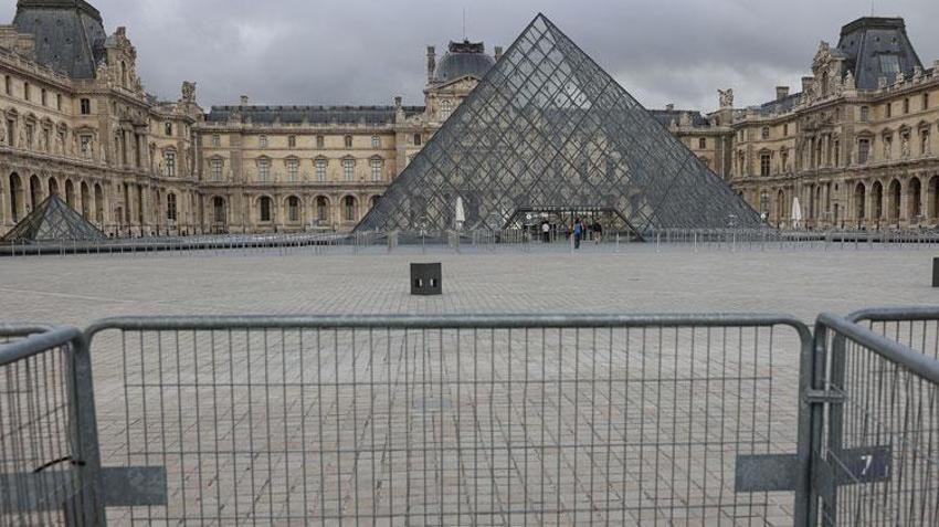 Louvre Müzesi'nde soygun skandalı! Paris Savcısı çalınan mücevherlerle ilgili maddi zararı açıkladı