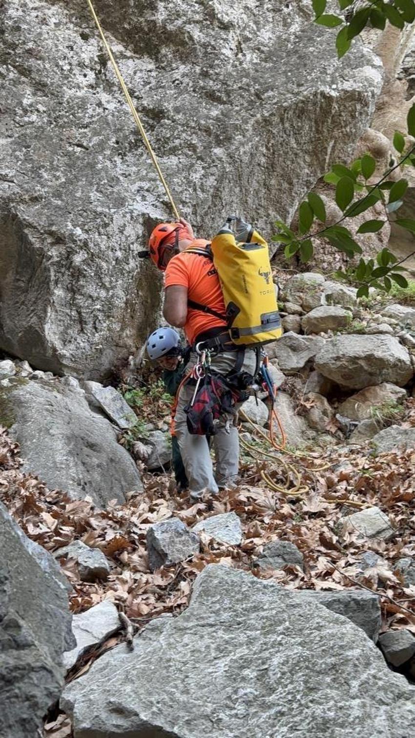 4 yaşında bir ilki başardı! Manisa'da rekor: Türkiye'nin en küçük canyoning sporcusu oldu