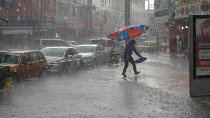 Konya'da 15 dakika sürdü! İlçe halkı sevinçle karşıladı