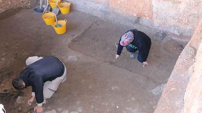 Tunç Çağı'nın gizemli ritüeli! Küllüoba Höyüğü'nde 5 bin 200 yıllık sır: Mezarlara tohum ekmişler1