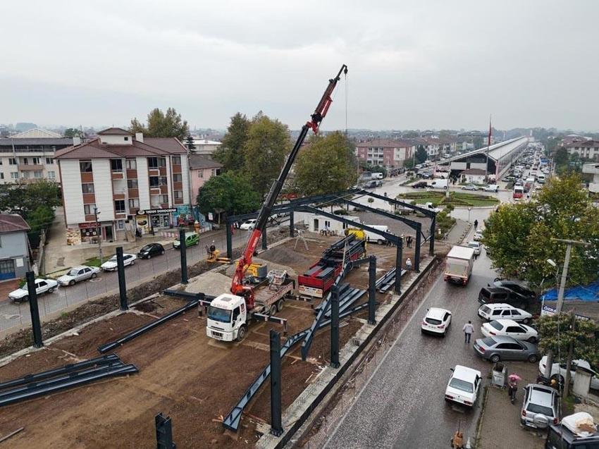 Düzce'de temeli atılan pazar ve fuar alanının inşaatı tamamlanıyor