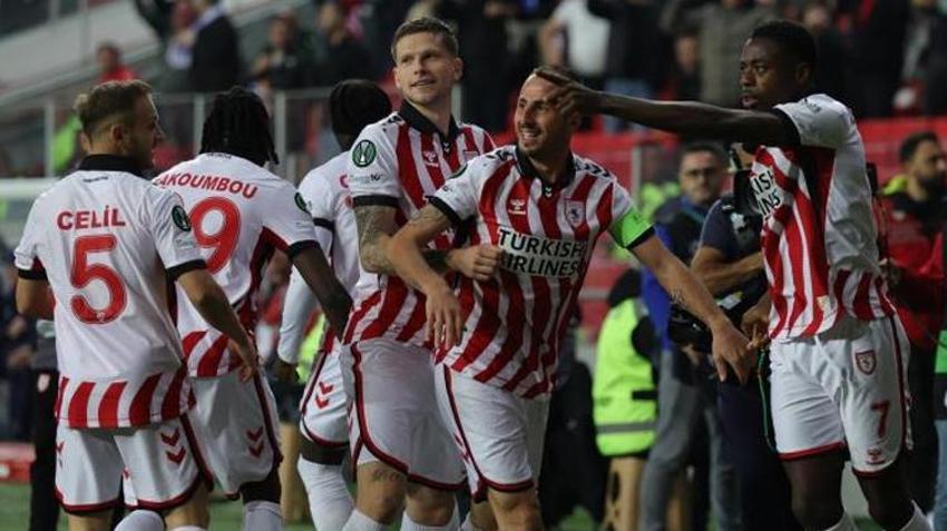 Samsunspor, Dinamo Kiev'i yendi, tarihe geçti: İlk Türk takımı oldu