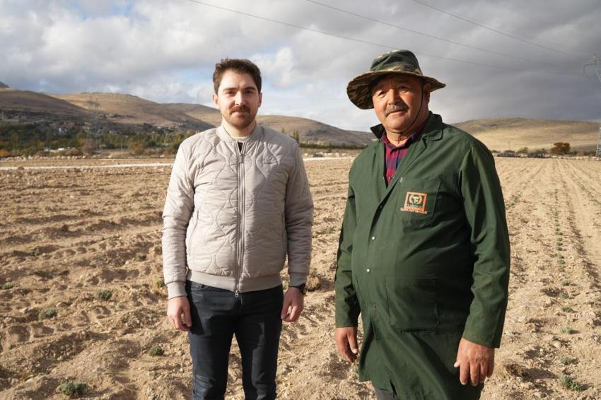 Niğde’de atıl araziye lavanta hayat verdi! Çiftçiye yeni gelir kapısı oldu, kuraklığa meydan okuyor