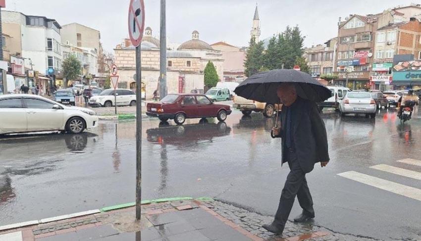 Karla karışık yağmur, kuvvetli sağanak ve dolu yağışları geliyor! Meteoroloji 29 ili ani sel, su baskını ve yıldırımlara karşı uyardı