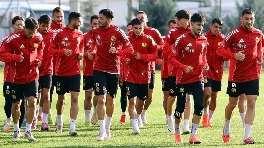 Eskişehirspor, Afyonspor karşısında! Hakan Şapcı bir ilki başarmak istiyor