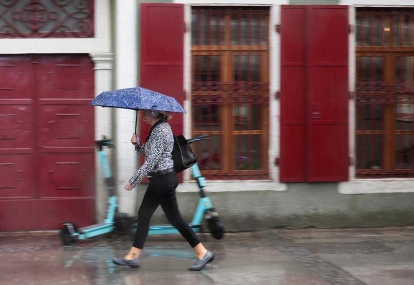 Yağmur ve gök gürültülü sağanak yağışlar kuvvetli geliyor! Meteoroloji 19 ili sel ve su baskınlarına karşı uyardı