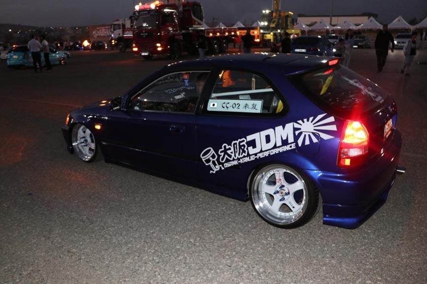 Gaziantep Şehitkamil'de modifiye araç tutkunları buluştu! Drift gösterileri nefesleri kesti