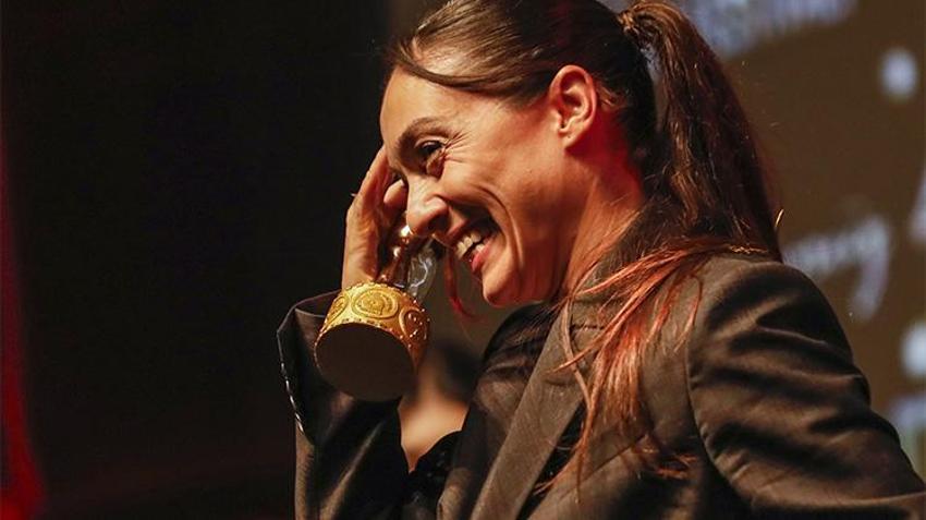 Sinemanın kalbi Altın Portakal’da atıyor! Ödüller sahiplerini buluyor