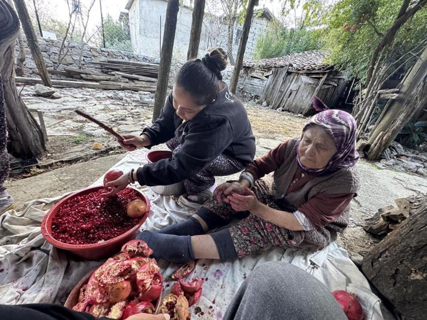 Antalya'da tencereler kaynamaya başladı! Geleneksel yöntemlerle üretilip 600 liraya satılıyor