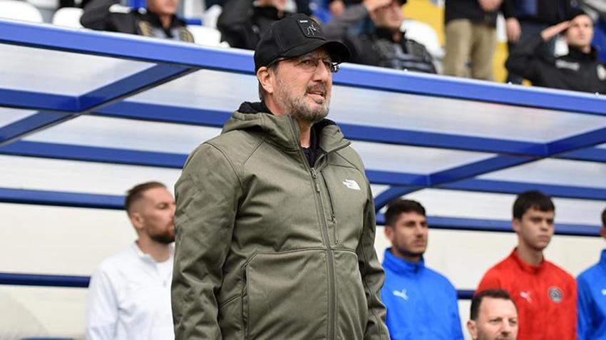 Manisa FK'da Taner Taşkın'dan hakeme tepki: 'Hakem camiası birbirini acayip koruyor Allah'a havale ediyoruz'