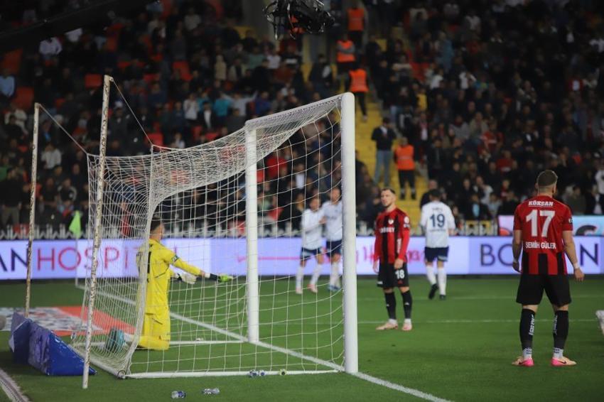 Gaziantep FK, Fenerbahçe maçına kilitlendi! Burak Yılmaz'ın takımı Süper Lig'e damga vurdu