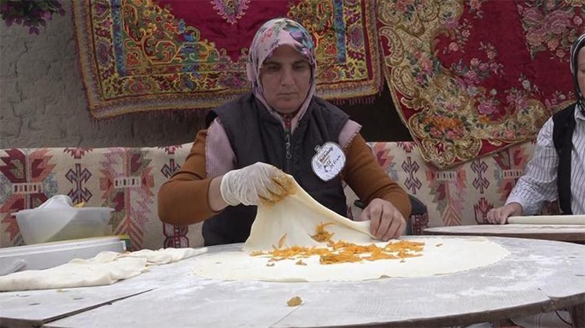 Eskişehir’de bal kabaklı gözleme kuyruğu: Herkes bu tadı merak ediyor!
