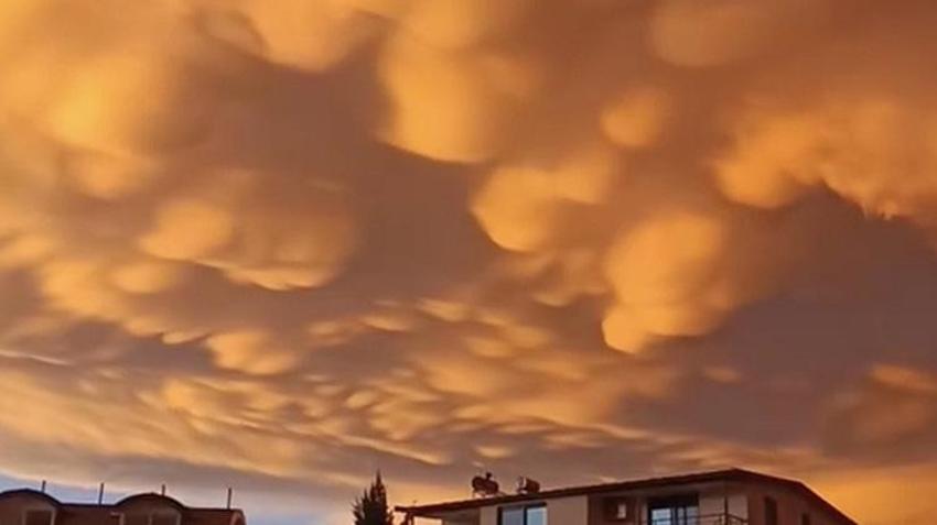 Fethiye'de doğanın görsel şöleni! Mammatus bulutları ortaya çıktı herkes telefonuna sarıldı: Mammatus bulutları nedir?