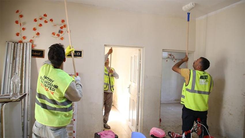 Payas’ta selin izleri siliniyor! HBB yardımı vatandaşları mutlu etti