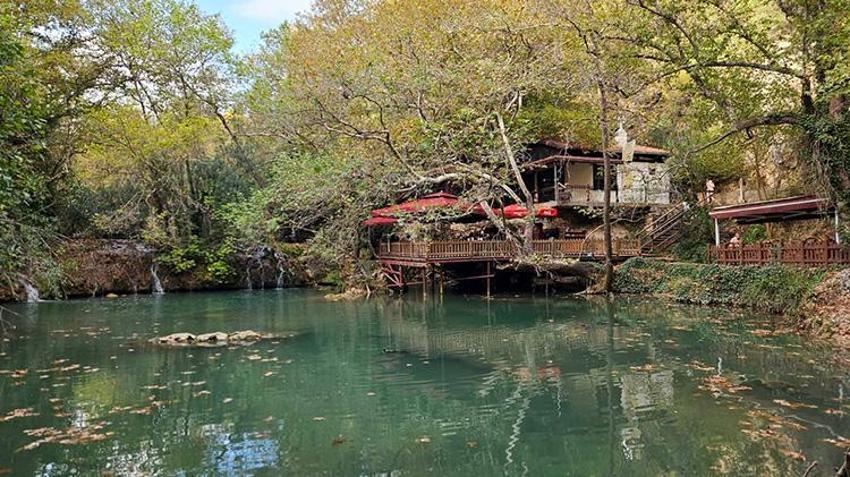 Antalya'da Kenan Evren için yaptırılan 'gizli köşk' konumuyla göz kamaştırıyor! Yıllardan beri kafe olarak kullanılıyor