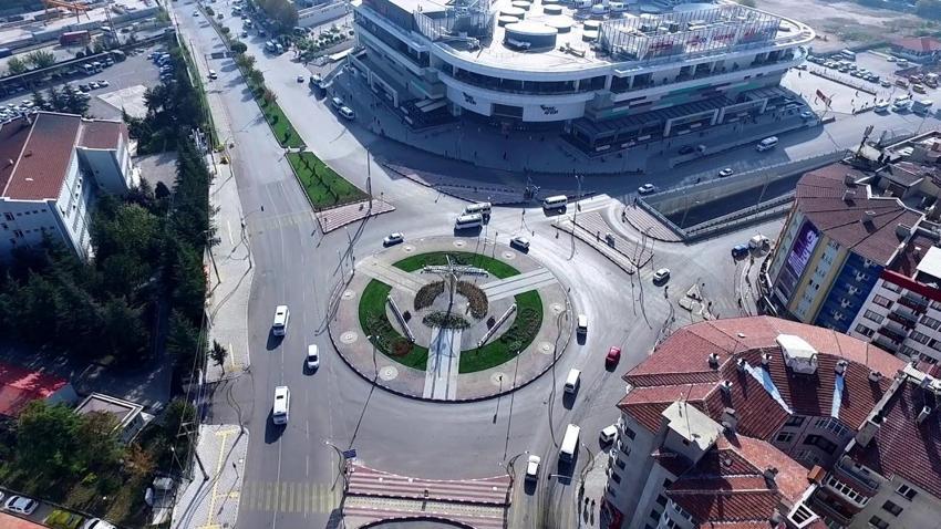Afyon'da şehir merkezinin ortasına kondu! Şehir içi ulaşımda dev proje başlıyor