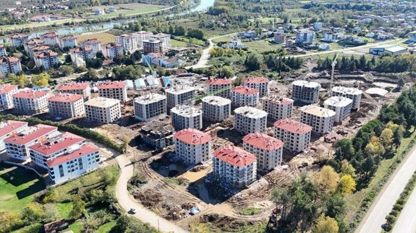 Çarşamba’nın en büyük konut projesi hızla yükseliyor! Kuralar çekildi, alıcılar belli oldu
