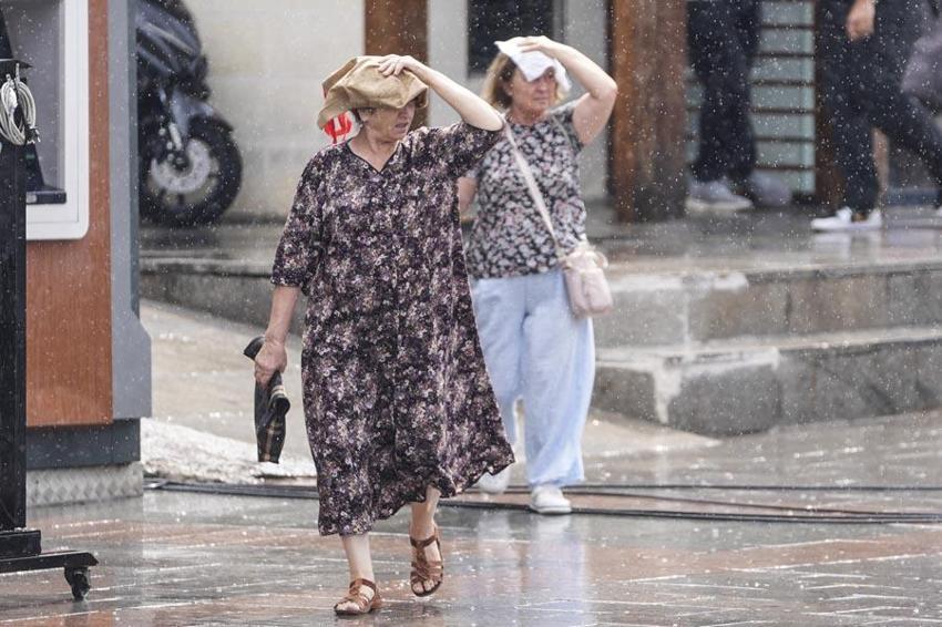 Adana, Bursa, Konya, Malatya, Van ve Gaziantep'te hafta sonu havalar nasıl olacak? Meteoroloji son hava durumu raporunu açıkladı