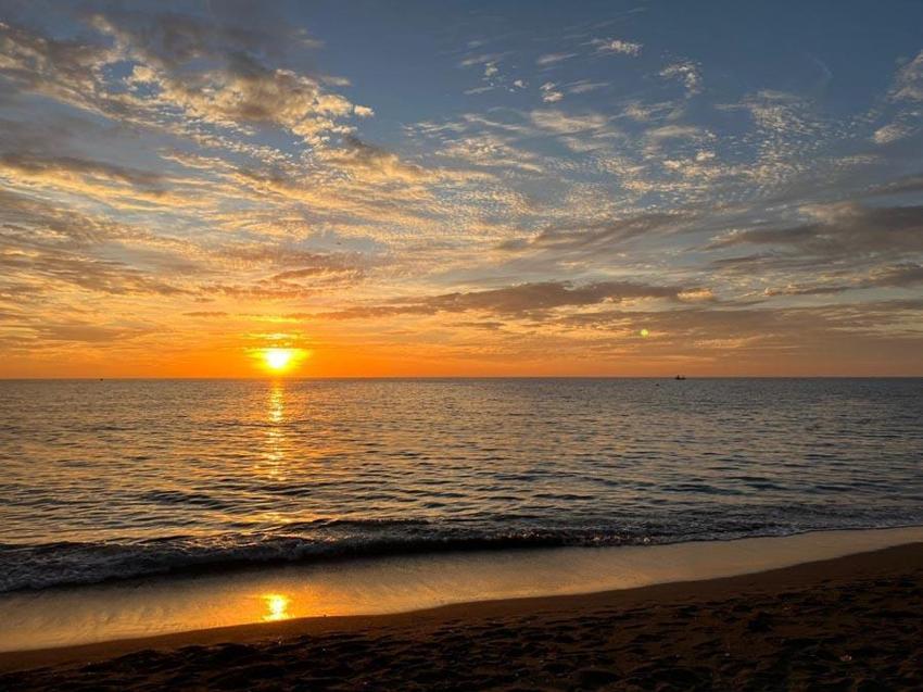 Hatay Samandağ'da gün batımı eşsiz manzara oluşturdu! Görsel şölene dönüşen görüntüler nefes kesti