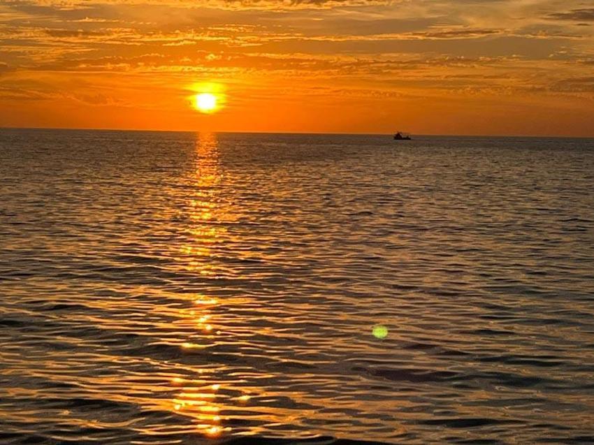 Hatay Samandağ'da gün batımı eşsiz manzara oluşturdu! Görsel şölene dönüşen görüntüler nefes kesti