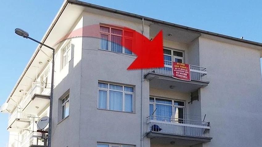 50 yaşında pankart yazıp binaya astı! Malatya'da görenler şaşırıyor