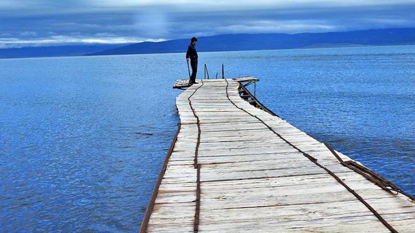 Van Gölü'ndeki çekilme eski ve yeni fotoğraflarla ortaya çıktı! 17 yılda yaşanan su kaybı gözler önüne serildi