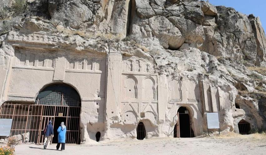 Her turist Aksaray'a gidince bu köye uğruyor! Hazine girişinde parlıyor