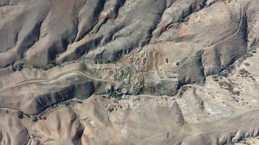 İç Anadolu'da bir köy haritadan silindi! Uydudan bir görünmüyor