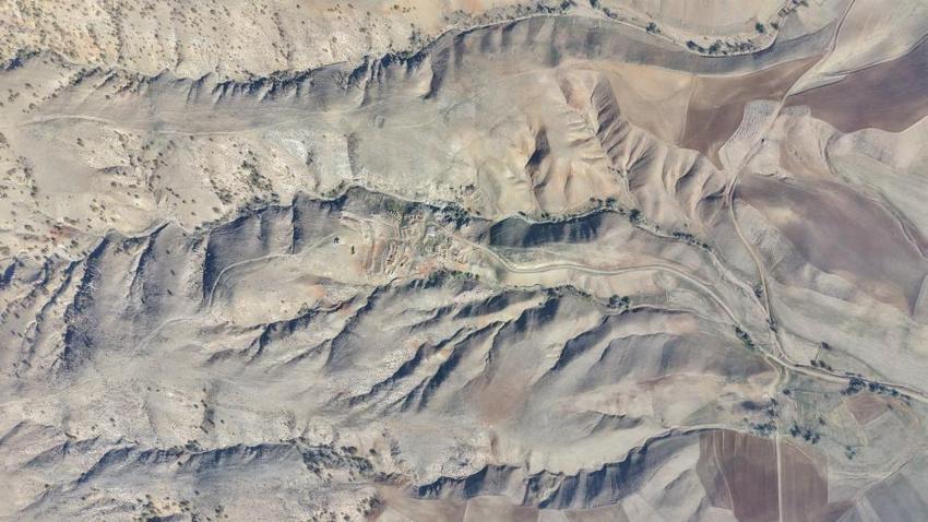 İç Anadolu'da bir köy haritadan silindi! Uydudan bir görünmüyor