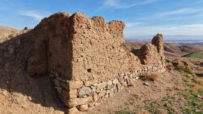 İç Anadolu'da bir köy haritadan silindi! Uydudan bir görünmüyor