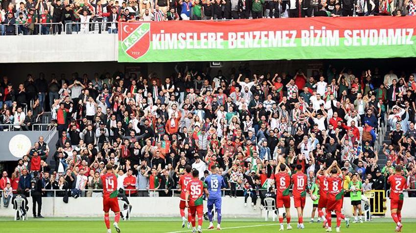 Karşıyaka zirveyi bırakmadı! İzmir temsilcisi 3'üncü Lig'den kurtulmak için umutlarını artırdı