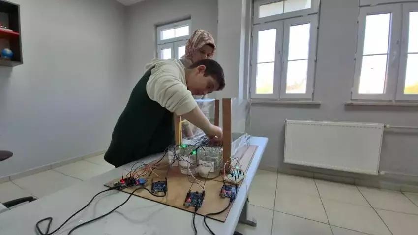 Düzce'de 11 yaşında tarımda devrim yaratan sistemi geliştirdi! TÜBİTAK birinci seçti